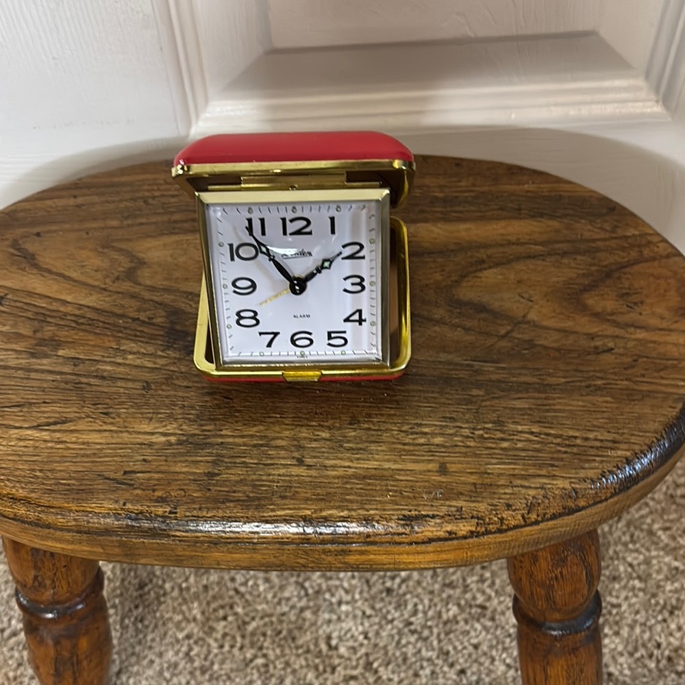Linden Red and Gold Travel Clock